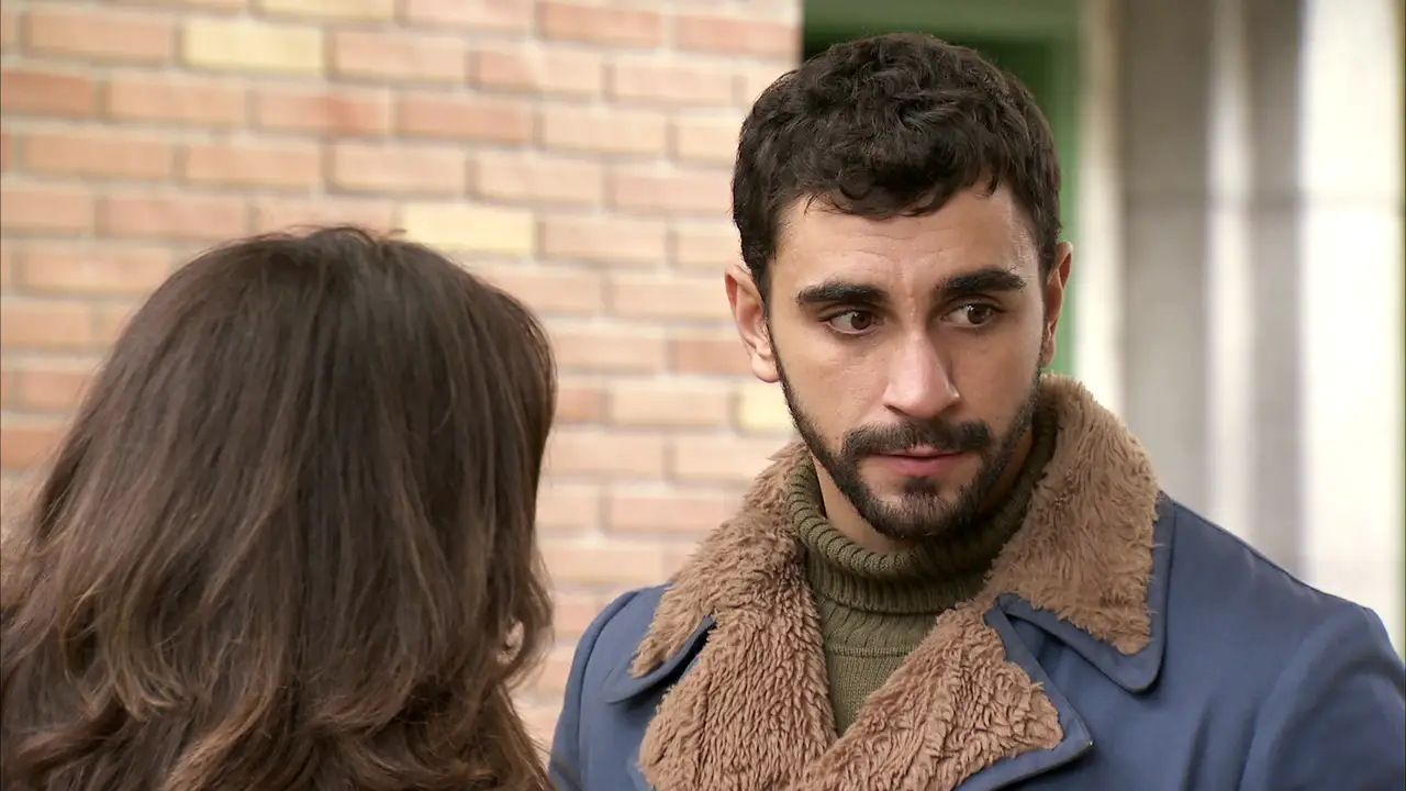 Momentos 'Amar': Amelia y Sebas, destrozados deciden sincerarse