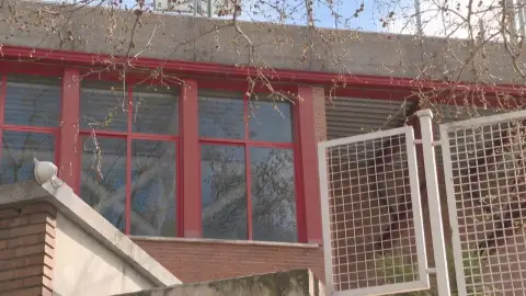 Fachada del colegio de la niña contagiada por coronavirus Fachada del colegio de la niña contagiada por coronavirus