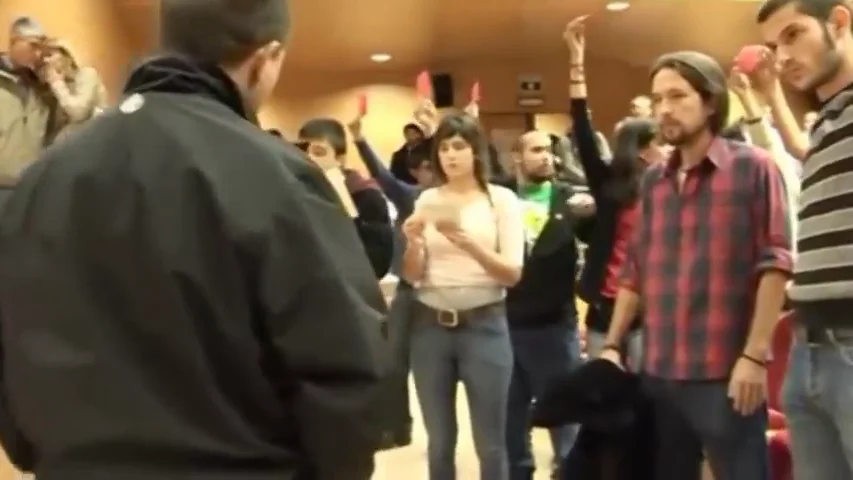 Cuando Pablo Iglesias hac&iacute;a los escraches... en vez de sufrirlos 