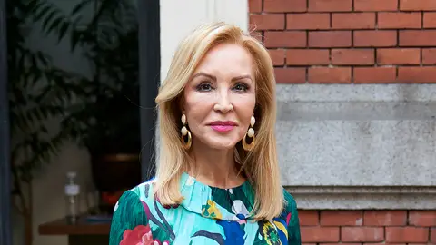 Carmen Lomana - Cara - 2020