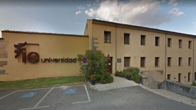 La IE University de Segovia suspende sus clases presenciales tras el positivo por coronavirus de un estudiante