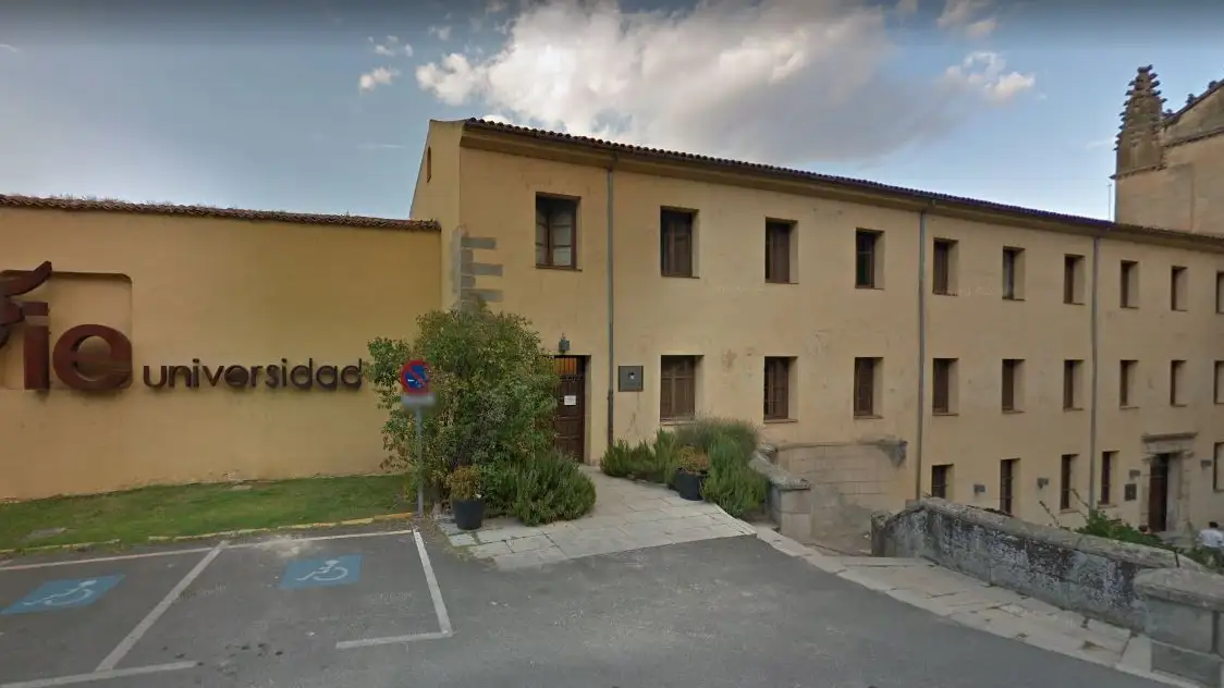 IE University de Segovia IE University de Segovia