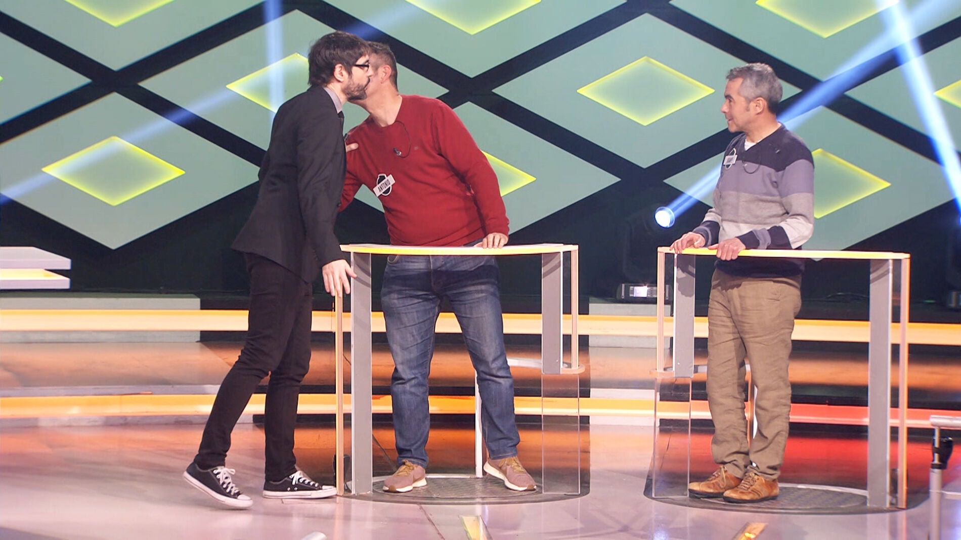 &lsquo;&iexcl;Boom!&rsquo; desaf&iacute;a todos los protocolos de Sanidad