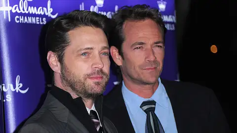 Jason Priestley y Luke Perry Jason Priestley y Luke Perry