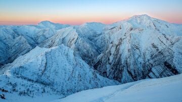 Tres monta&ntilde;eros catalantes mueren tras una avalancha en el C&aacute;ucaso