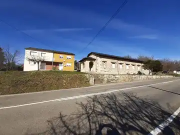 Se alquila una vivienda con tres dormitorios y dos baños por, tan solo, 40 euros al mes Se alquila una vivienda con tres dormitorios y dos baños por, tan solo, 40 euros al mes