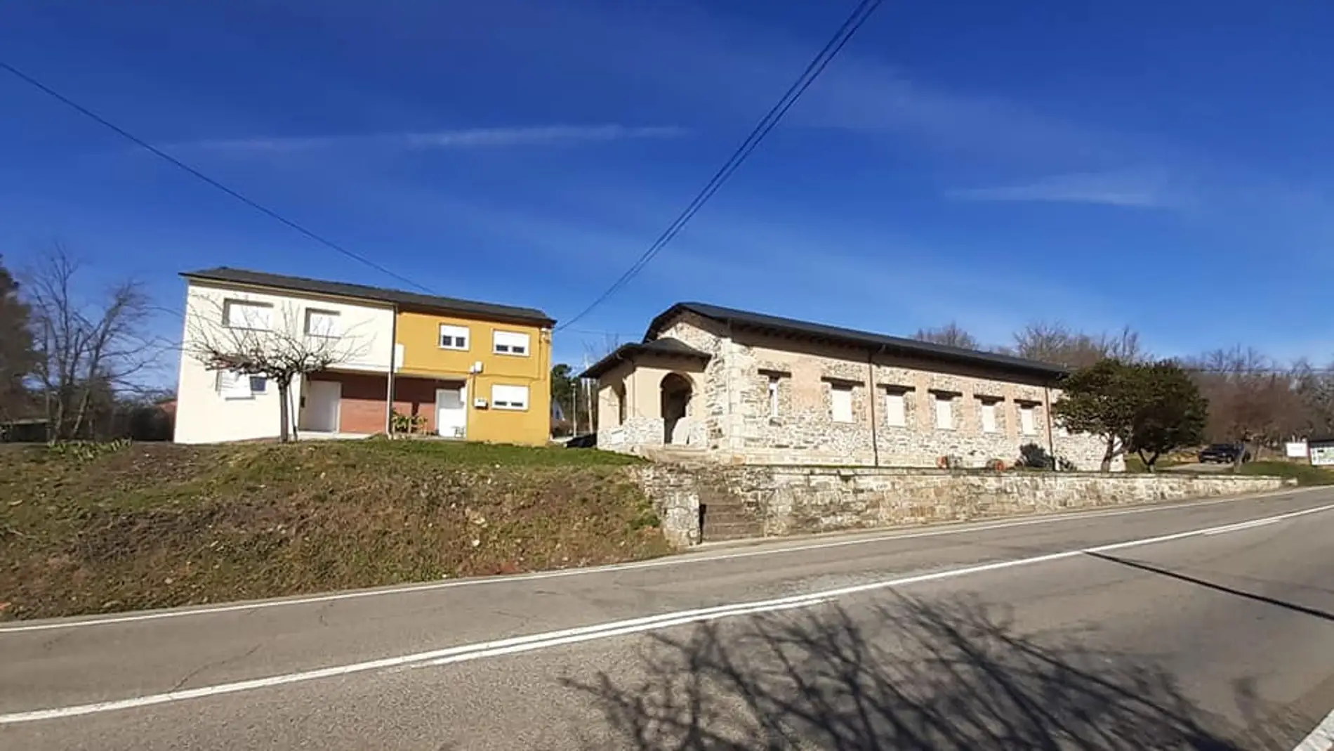 Se alquila una vivienda con tres dormitorios y dos baños por, tan solo, 40 euros al mes Se alquila una vivienda con tres dormitorios y dos baños por, tan solo, 40 euros al mes