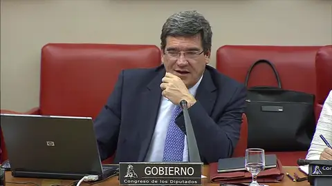 El Gobierno quiere castigar las jubilaciones anticipadas y favorecer compatibilizar pensiones y trabajo El Gobierno quiere castigar las jubilaciones anticipadas y favorecer compatibilizar pensiones y trabajo