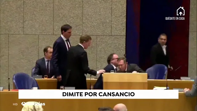 Dimite el ministro de Sanidad de Holanda tras desmayarse en pleno debate sobre las medidas contra el coronavirus