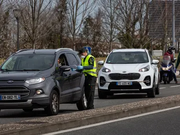 Coronavirus: Multas por conducir con el permiso de conducir caducado durante el estado de alarma Coronavirus: Multas por conducir con el permiso de conducir caducado durante el estado de alarma