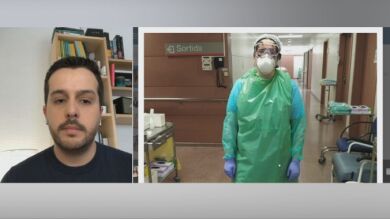 Los enfermeros usan bolsas de basura y papel transparente contra el coronavirus por la falta de material