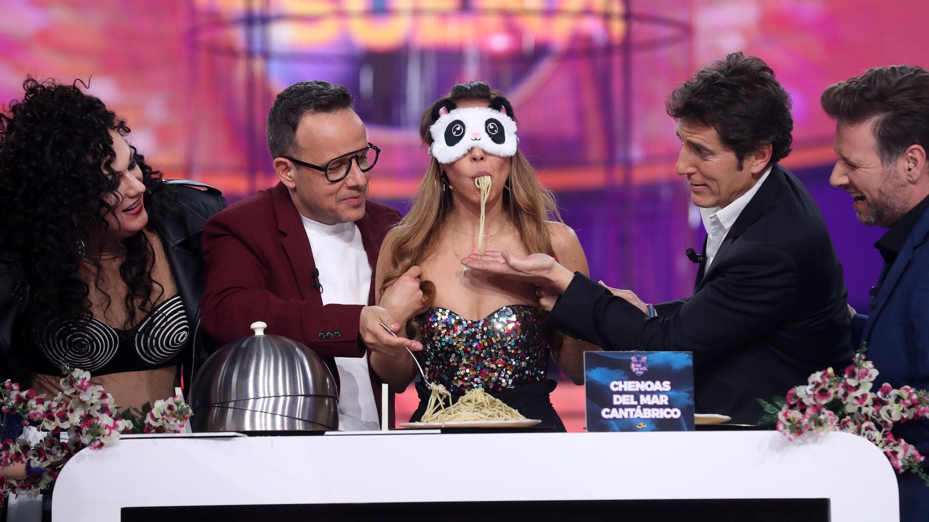 La cata a ciegas del men&uacute; de la boda de Chenoa en &lsquo;Tu cara me suena&rsquo;