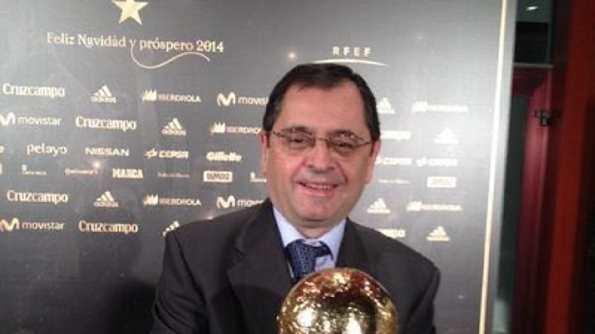Chema Candela con la Copa del Mundo Chema Candela con la Copa del Mundo