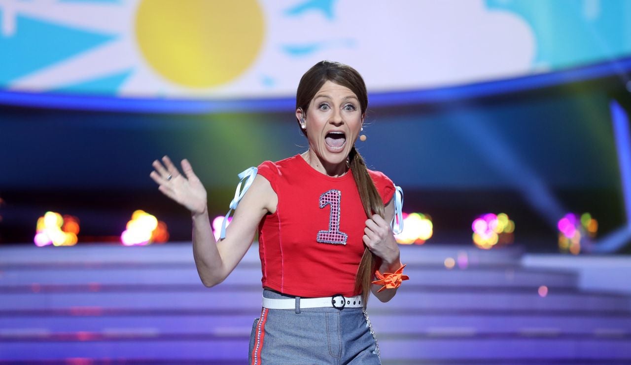 Sara Escudero divierte como María Isabel en ‘Pues va a ser que no’