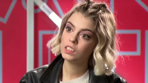 Nerea Rodríguez explica por qué cedió su premio tras ganar en 'Tu cara me suena' Nerea Rodríguez explica por qué cedió su premio tras ganar en 'Tu cara me suena'