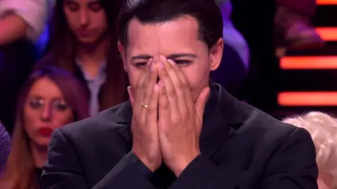 Las palabras de Lolita rompen a Jorge González en 'Tu cara me suena' Las palabras de Lolita rompen a Jorge González en 'Tu cara me suena'