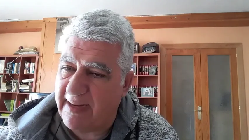 Piden "un ERTE para todos los cargos pol&iacute;ticos y jueces que no sirven ahora para nada"