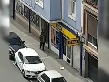 Un hombre se salta la cuarentena y Un hombre se salta la cuarentena y