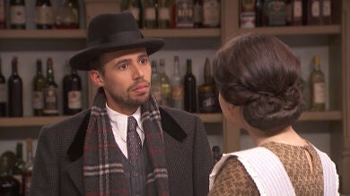 ‘El secreto de Puente Viejo’: Marcela pilla a Tiburcio e Hipólito con las manos en la masa