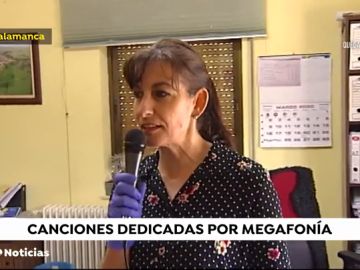 Del Angelus a discos dedicados, el pueblo que entretiene por megafonía durante la crisis del coronavirus