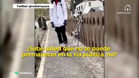 Sorprendido cuando salía a esquiar en pleno confinamiento por coronavirus Sorprendido cuando salía a esquiar en pleno confinamiento por coronavirus