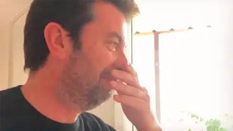 El 'multitudinario' cumpleaños de Arturo Valls en plena cuarentena El 'multitudinario' cumpleaños de Arturo Valls en plena cuarentena