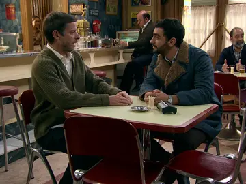 Marcelino trata de buscar afinidades con Sebas para mejorar su relación Marcelino trata de buscar afinidades con Sebas para mejorar su relación