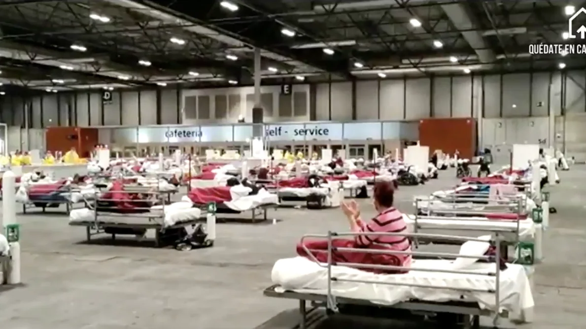 Aplauso a sanitarios de Ifema Aplauso a sanitarios de Ifema
