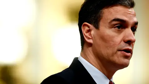 Sánchez defiende su gestión frente al coronavirus: "No ha habido ni un momento en el que las administraciones hayan dejado de actuar" Sánchez defiende su gestión frente al coronavirus: "No ha habido ni un momento en el que las administraciones hayan dejado de actuar"