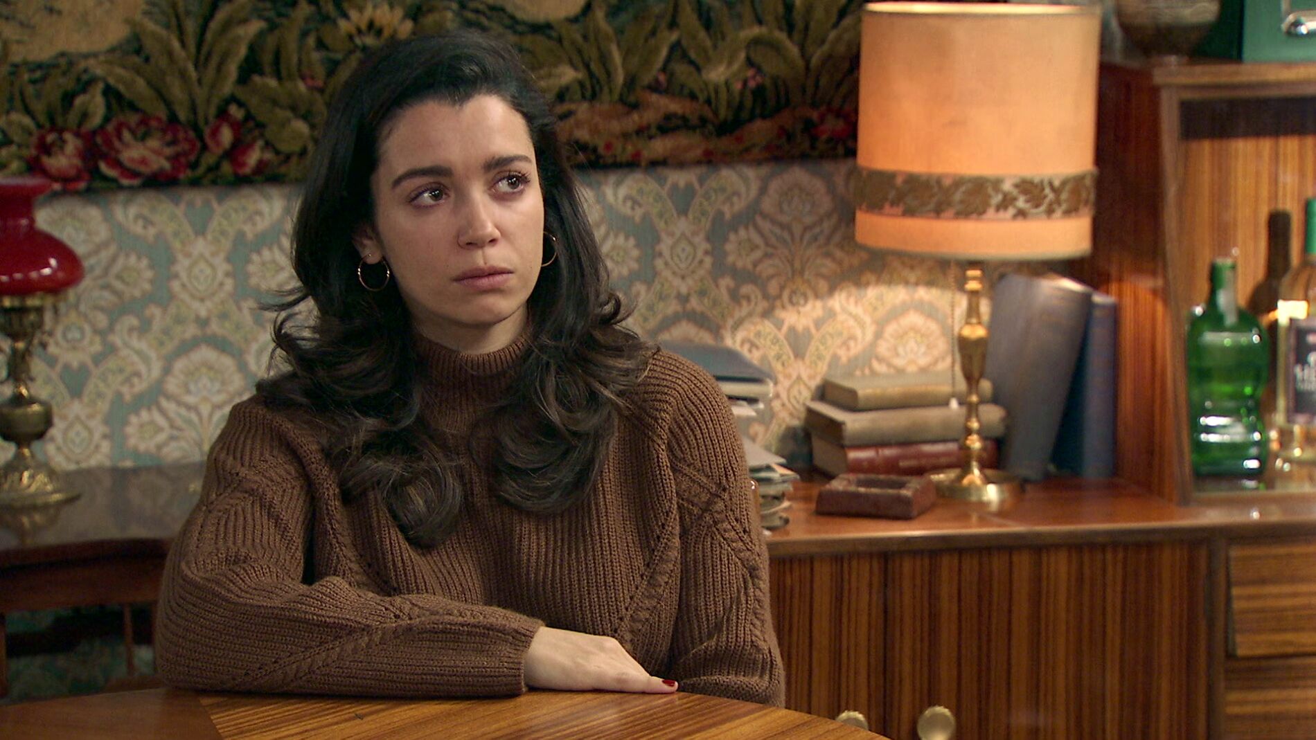 Amelia, hundida por la decisi&oacute;n de Luisita