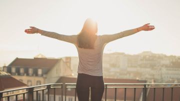 Coronavirus: Cómo conseguir la vitamina D que el cuerpo necesita estando en casa