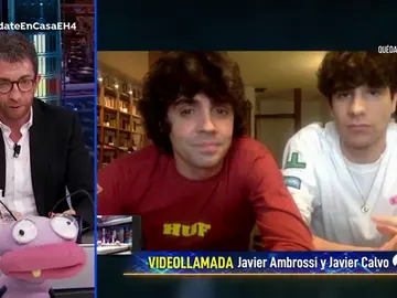 Así será el primer capítulo de 'Veneno' según Javier Calvo y Javier Ambrossi: "Es una carta de amor hacia este personaje" Así será el primer capítulo de 'Veneno' según Javier Calvo y Javier Ambrossi: "Es una carta de amor hacia este personaje"