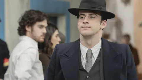 Un atentado enmudece a los vecinos de Puente Viejo Un atentado enmudece a los vecinos de Puente Viejo