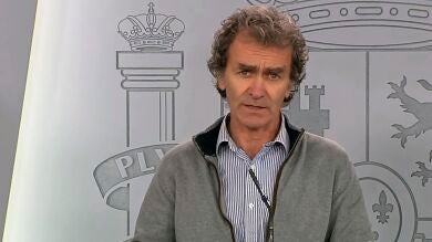 Críticas de los sanitarios a Fernando Simón en la crisis del coronavirus: 