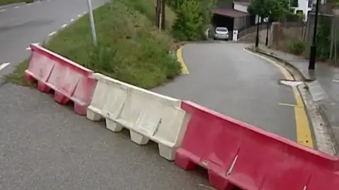 Coronavirus. Barricadas en los pueblos Coronavirus. Barricada