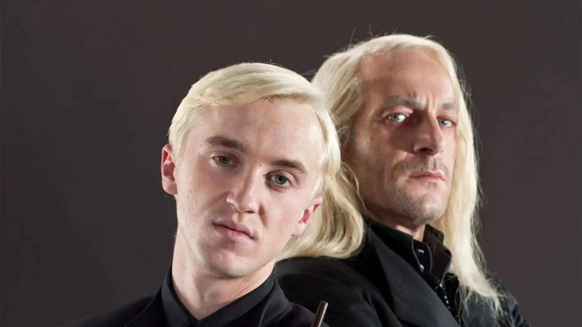 Tom Felton y Jason Isaacs como Draco y Lucius Malfoy