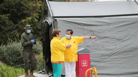 Hospital de campaña en el Gregorio Marañon Hospital de campaña en el Gregorio Marañon