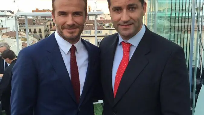 Paco Sanz, junto a Beckham