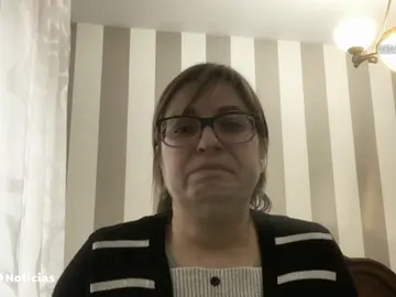 La hija de una víctima del coronavirus: "Mi padre murió llamándome y diciéndome: '¡Por favor me muero, ayúdame!'" La hija de una víctima del coronavirus: "Mi padre murió llamándome y diciéndome: '¡Por favor me muero, ayúdame!'"