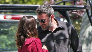 El beso de Ben Afleck a Ana de Armas delante de todos
