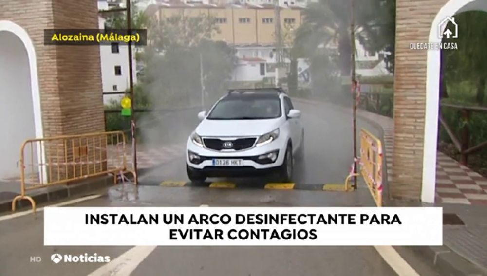 El Ayuntamiento de Alozaina, (Málaga) idea un pórtico desinfectante de vehículos contra el coronavirus