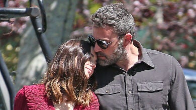 ¿Es por Ana de Armas? La folclórica camiseta de Ben Affleck con mensaje en español que te va a enamorar 
