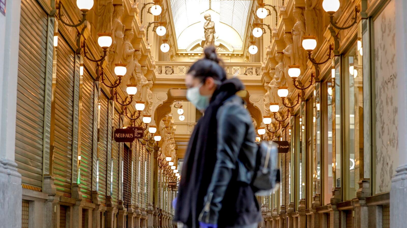 Los comerciantes de Bélgica prefieren confinarse ahora por el coronavirus para después salvar la temporada de Navidad