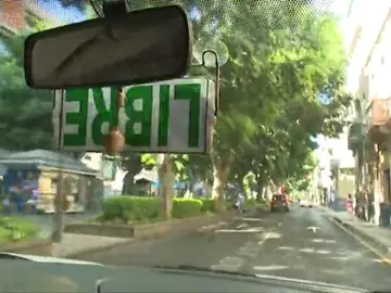 Los taxistas reclaman ayudas ante la falta de trabajo por las medidas contra el coronavirus Los taxistas reclaman ayudas ante la falta de trabajo por las medidas contra el coronavirus