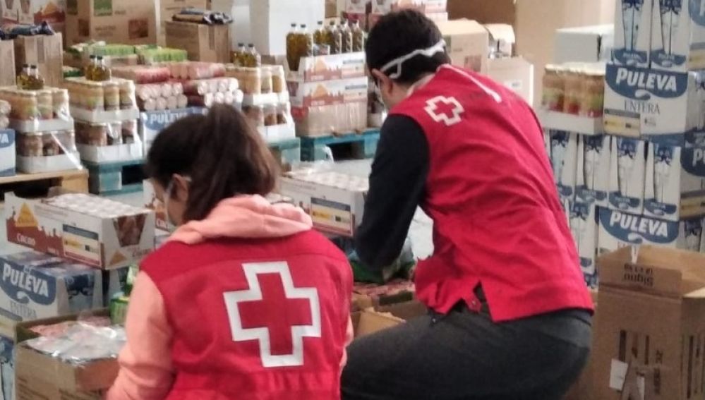 Voluntarios de Cruz Roja