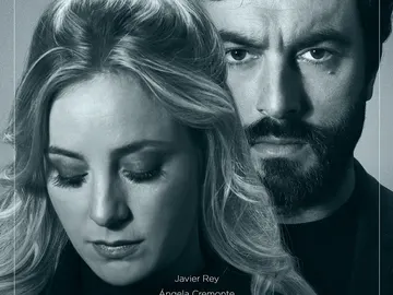 Cartel oficial de 'Mentiras', protagonizada por Ángela Cremonte y Javier Rey Cartel oficial de 'Mentiras', protagonizada por Ángela Cremonte y Javier Rey