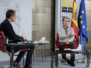 Pedro Duque y Fernando Simón Pedro Duque y Fernando Simón