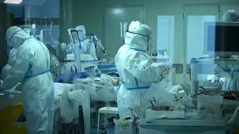 Imagen de sanitarios con material de protección Imagen de sanitarios con material de protección