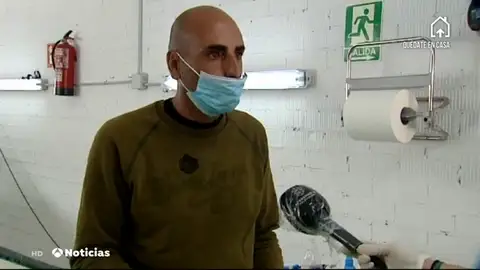 Los trabajadores esenciales reciben notas anónimas con insultos y peticiones para abandonar su casa Los trabajadores esenciales reciben notas anónimas con insultos y peticiones para abandonar su casa