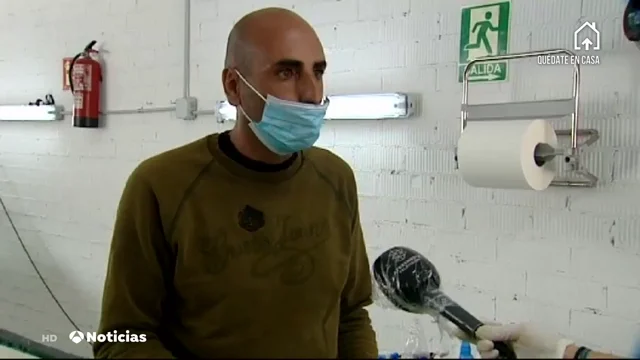Los trabajadores esenciales reciben notas an&oacute;nimas con insultos y peticiones para abandonar su casa